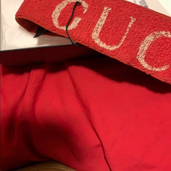 Gucci - Picture 2 of 2